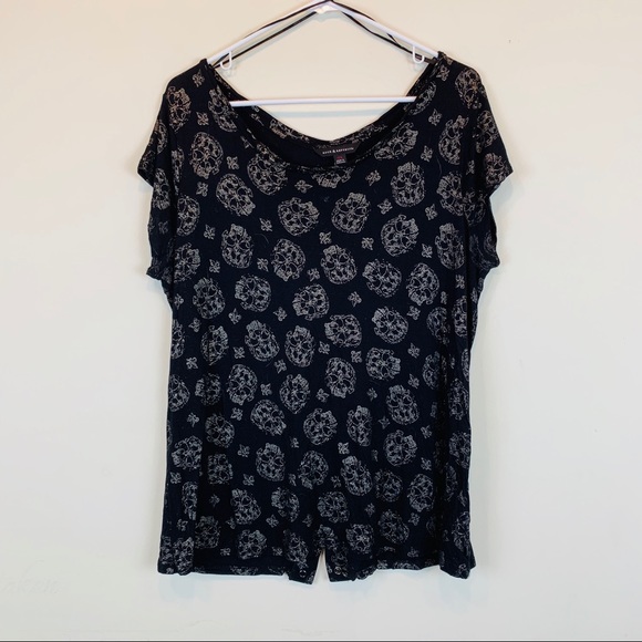 Rock & Republic Tops - 💀 Rock & Republic skull tee  💀